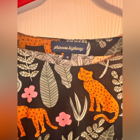 Princess Highway Cheetah and Leaf Print Dress - Picture 3 of 7